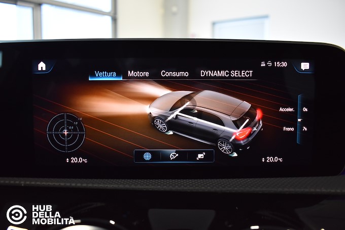 MERCEDES-BENZ A 35 AMG 4Matic